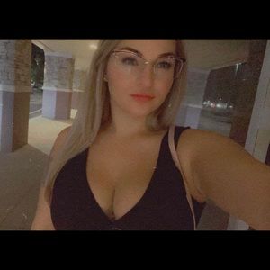 Meet your Posher, Bailey